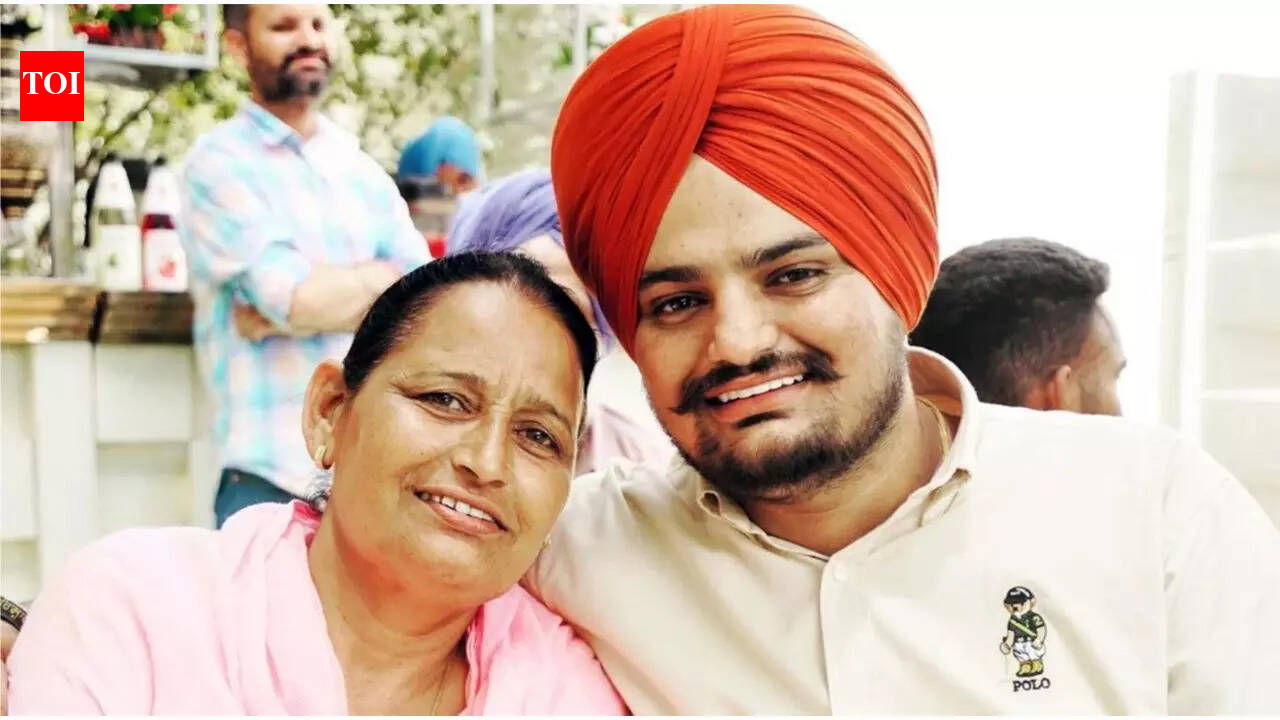 Charan Kaur lovingly called Sidhu Moose Wala 'Gaggu', mother's love that fame never changed