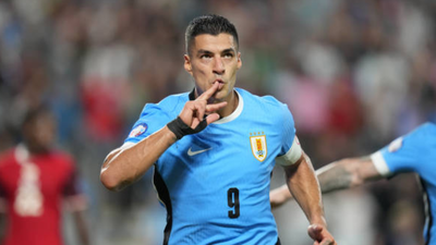  Inside the Uruguayan forward’s salary, and career earnings breakdown