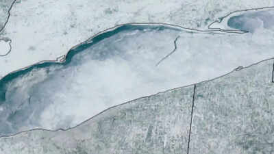 From Canada to Ohio: An 80-mile ice crack rips across Lake Erie and it is visible from space