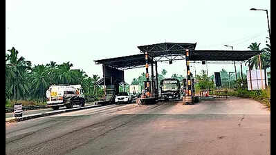 NHAI norms flouted at toll plazas in 2 districts