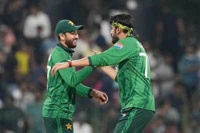  Pakistan choke USA with spin, gear up for big Sunday clash against India after 32-run win