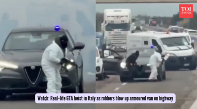  Real-life GTA-style heist in Italy as robbers blow up armoured van on highway