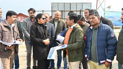 DM Tehri reviews Lake Festival preparations; Master Chef, kite show, fashion show among events