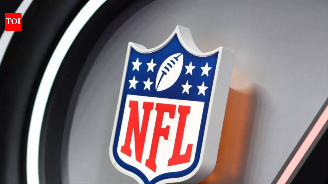 NFL Insider Adam Schefter predicts more trade activity than drafts in 2026 season