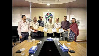 CAQM notifies norms for using mechanised road sweeping machines to reduce pollution