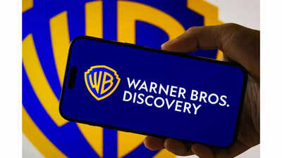 Paramount revises its offer for Warner Bros Discovery and this time also offers billions to Netflix for …