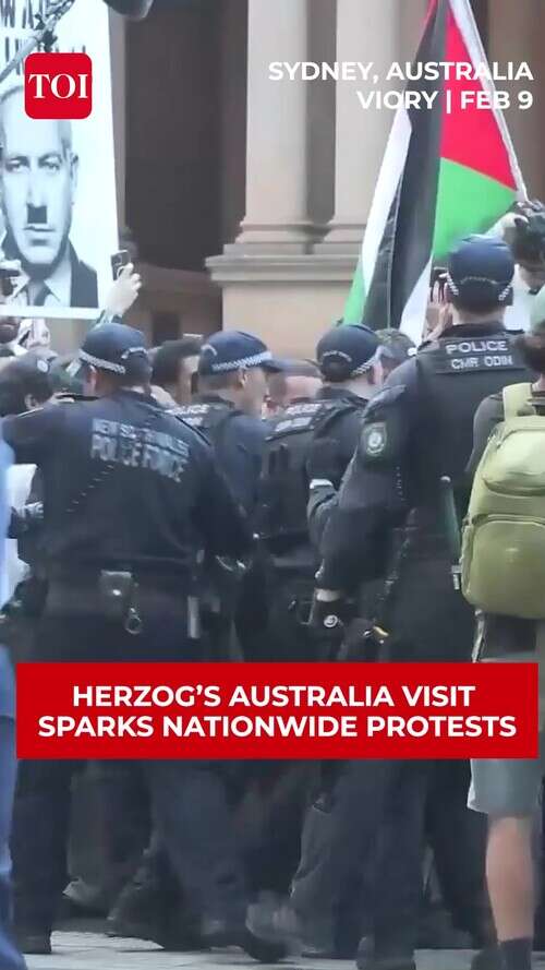 Sydney Streets Erupt As Pro-Palestinian Protesters Confront Police Over Israeli President&rsquo;s Trip