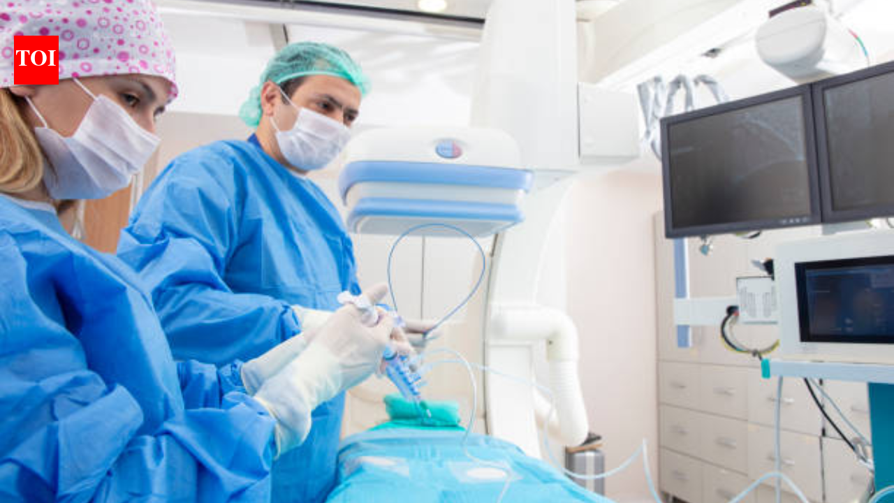 Doctor uses hybrid 'Tevar' to treat high-risk aneurysm case