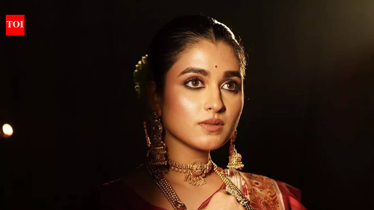 Shyamoupti Mudly makes big-screen debut with Phool Pishi O Edward