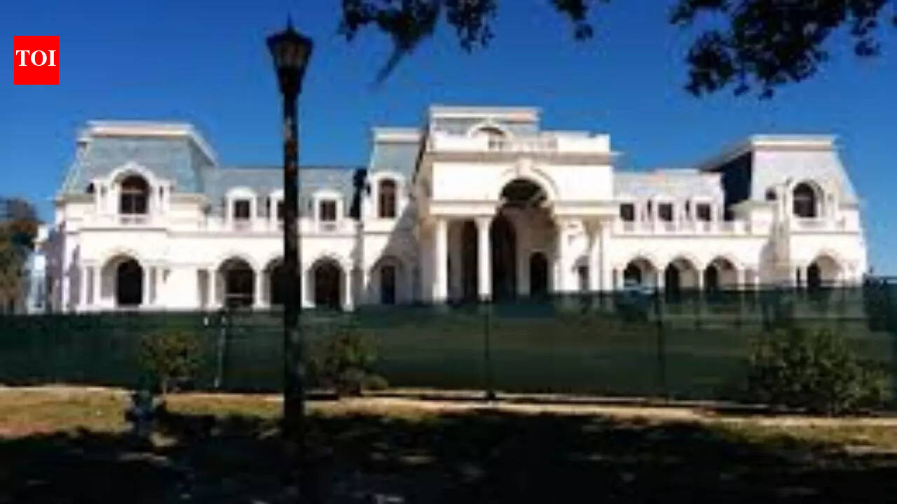 दिल्ली में शीर्ष 8 सबसे महंगे घर