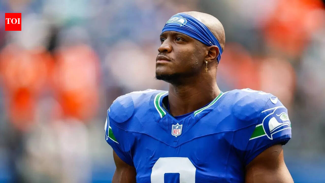 Did John Schneider Really Try To Negotiate With Kenneth Walker III at Seahawks Parade? RB Blames ‘Da Liquor’ for Viral Contract Joke