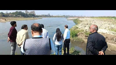 NGT team inspects polluted drains flowing into Devha river