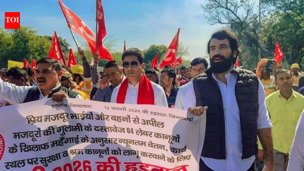 Duty-free imports threat to livelihood: Noida farmers protest US-India ...