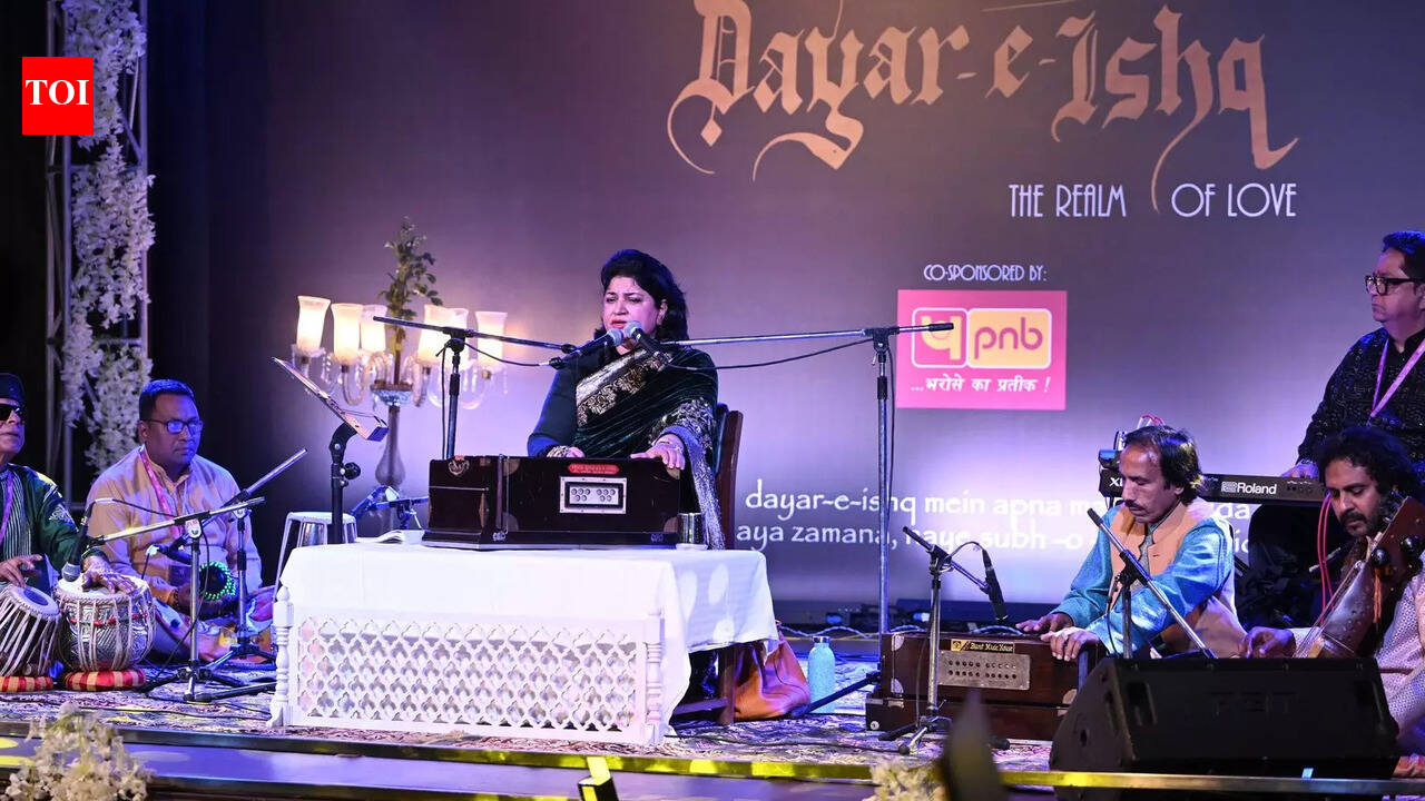 Suﬁyaana mehfil echoes ‘suron mein rooh ki gehraai’