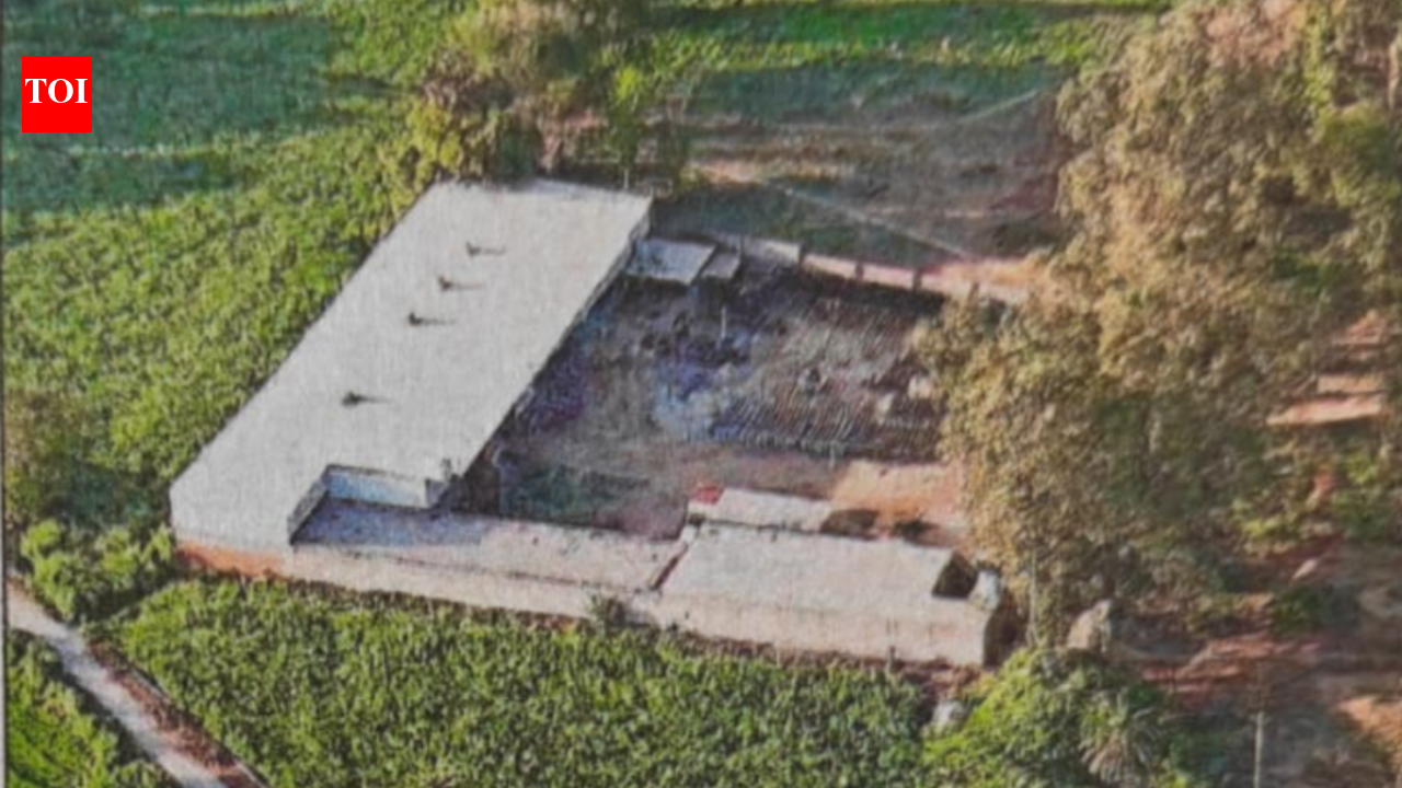 Despite notice, Gurgaon dyeing unit operates near Rahaka canal