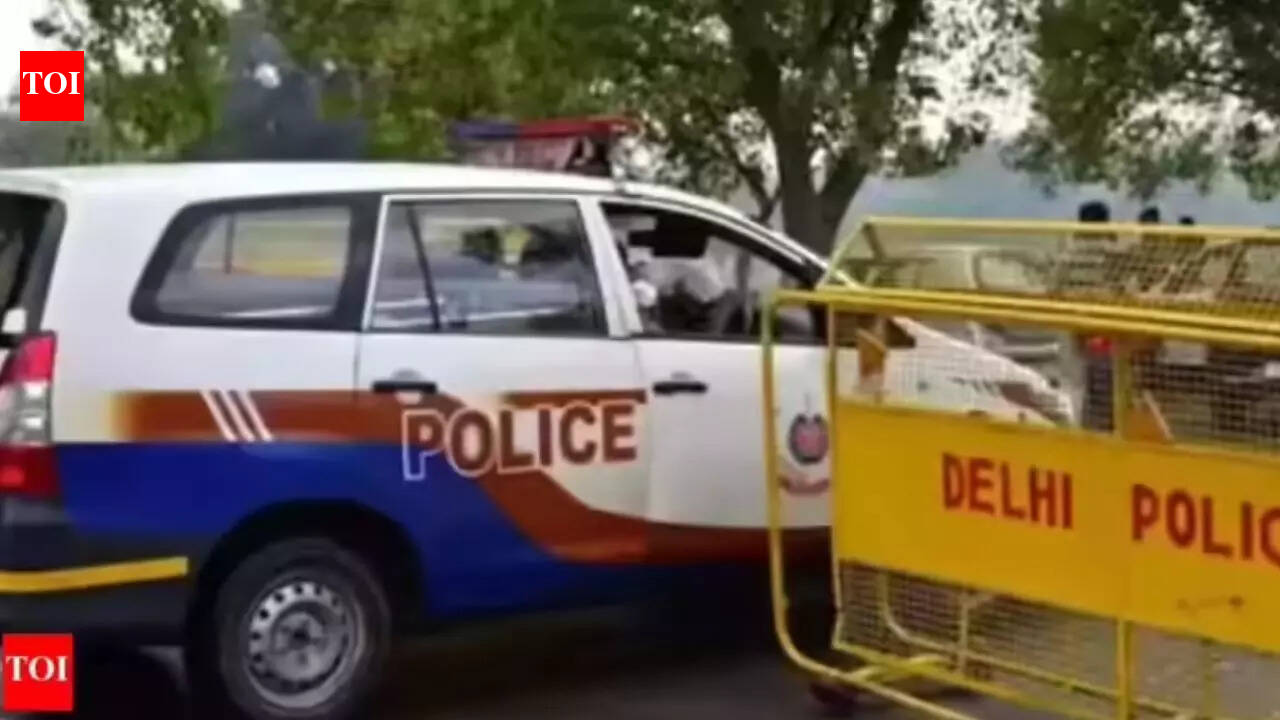 20-year-old woman jumps from 4th floor of Delhi's hotel after quarrel with companion