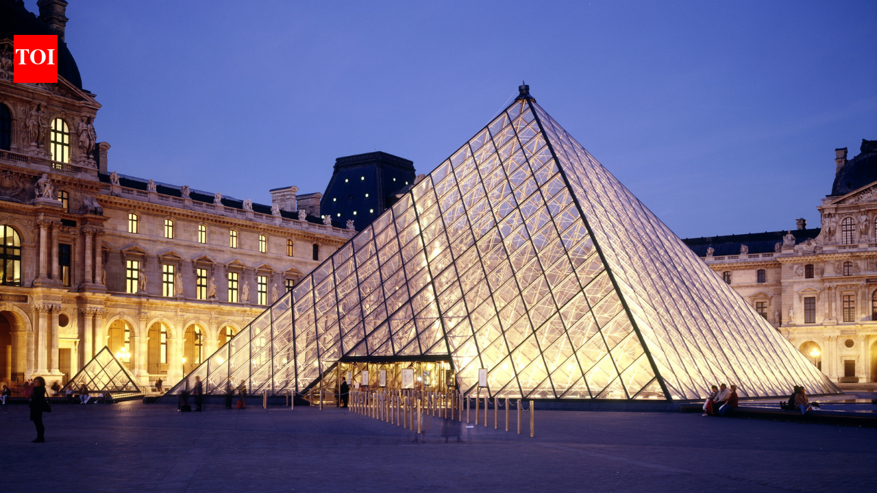 दुनिया भर में 7 कांच की इमारतें जिन्होंने समकालीन वास्तुकला को बदल दिया