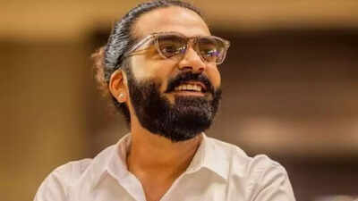 Silambarasan shares an emotional note as ‘Uyir Ulla Varai Usha’ returns to theatres, urging fans to celebrate its timeless classic