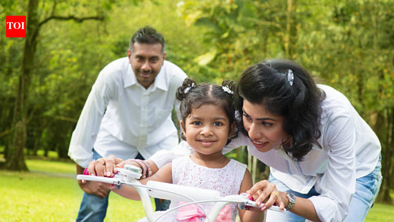 It’s not you, it’s the pressure: Why modern parenting is so overwhelming