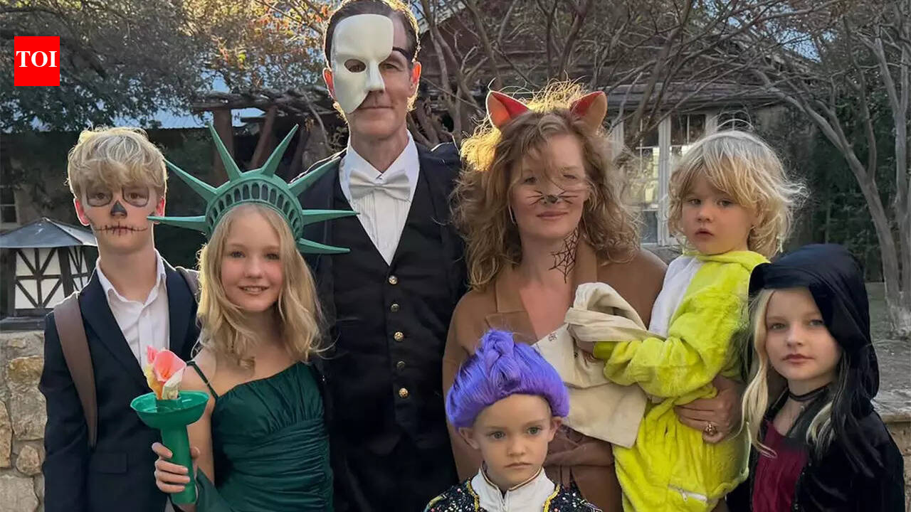 Wife shares theme tribute after Van Der Beek