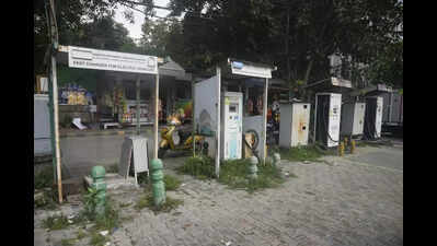 UP Has Most EVs, But Delhi Guzzles Max Power At Public Charging Stns