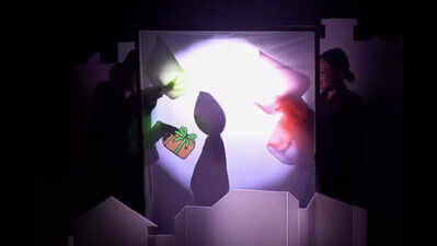 Strings attached: Italy to India, puppets burst to life on city stage