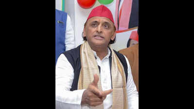 Akhilesh accuses BJP of creating new mafia, neglecting Kanpur devpt