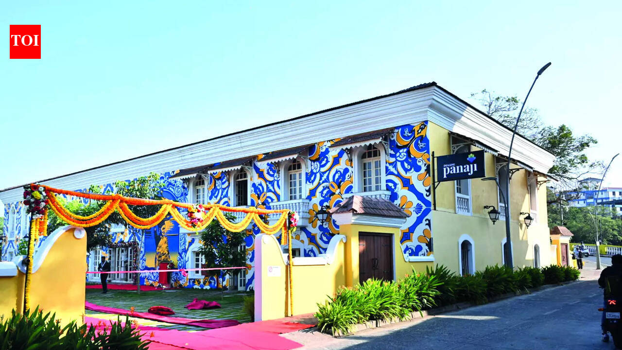 Govt inaugurates 6 smart city projects ahead of CCP polls