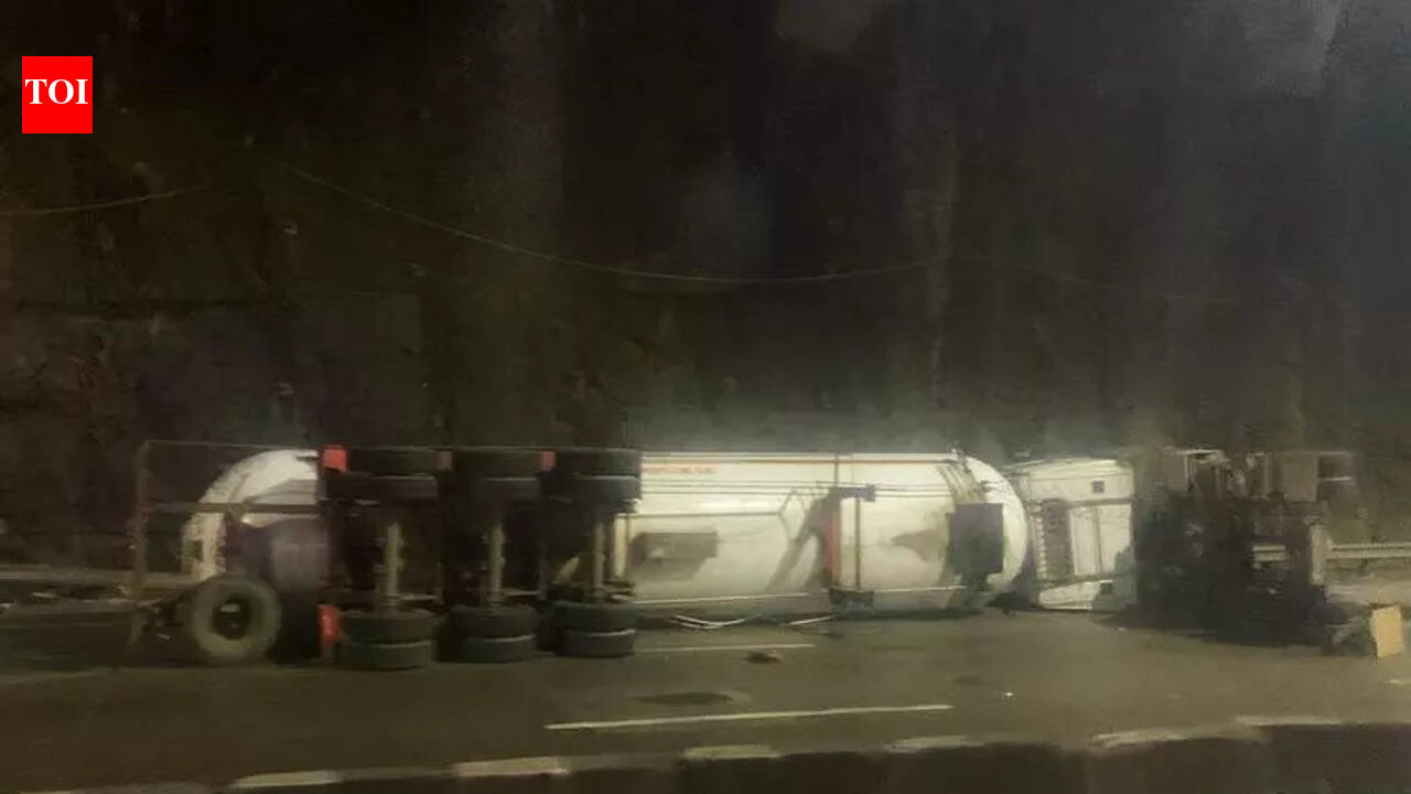 Consumers’ body sends notice to govt agencies on eway inconveniences after tanker accident