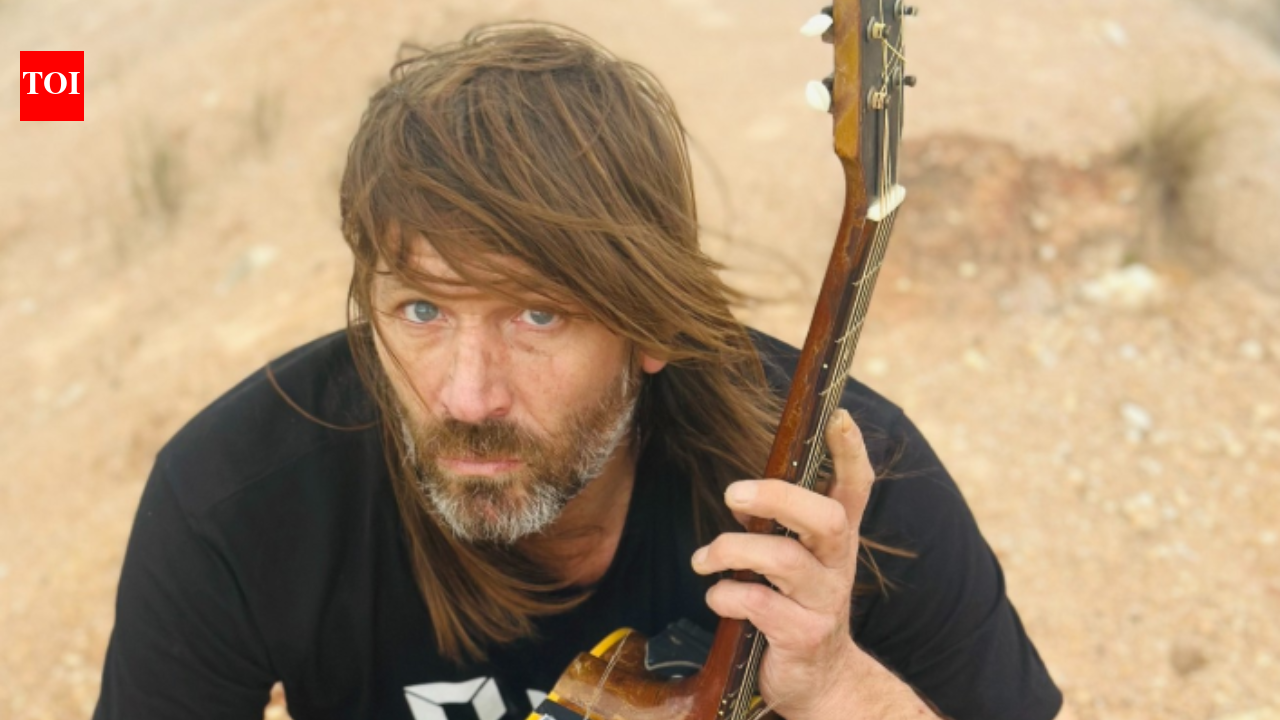 Lemonheads frontman Evan Dando gets hospitalized amid social media controversy