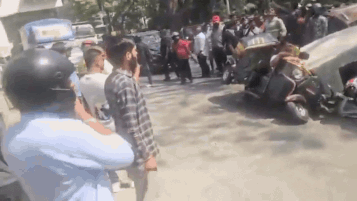 Mumbai Metro Pillar Collapse: Portion of under-construction Mumbai Metro pillar collapses in Mulund; 1 dead, 4 injured | Mumbai News