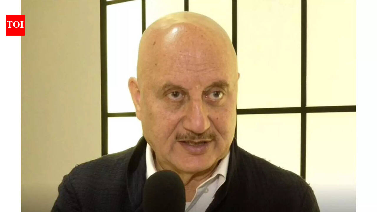 Anupam Kher joins Jamnabai Narsee School screening of ‘Tanvi The Great,’ Thanks students and teachers