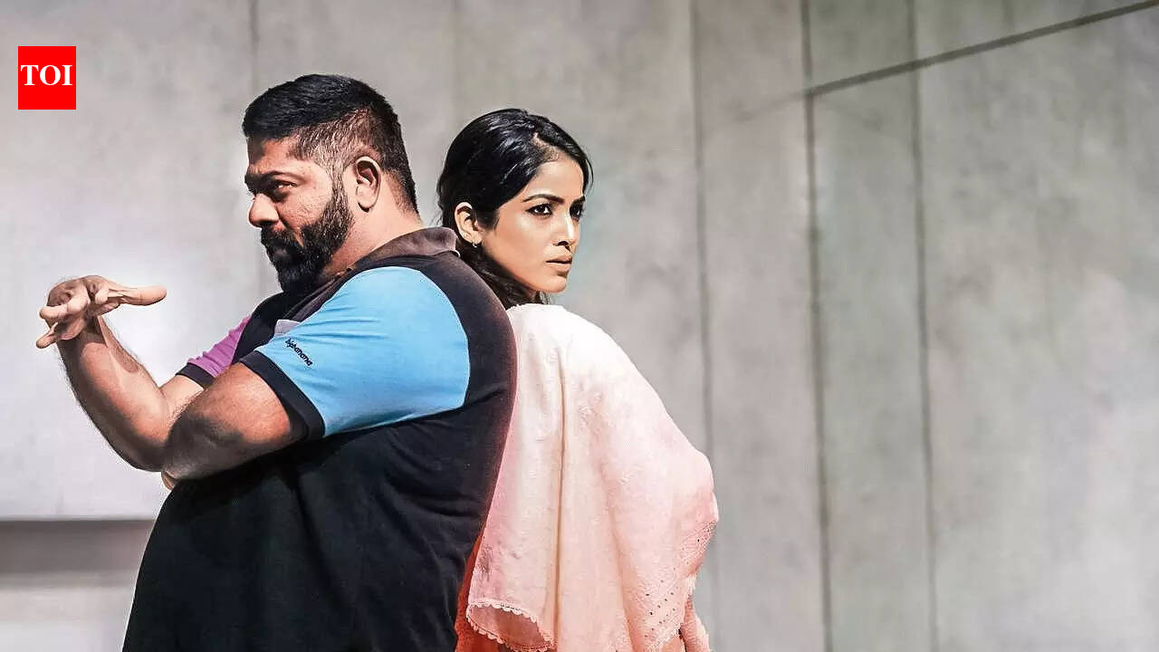 ‘The best kind of romance is found in married couples’