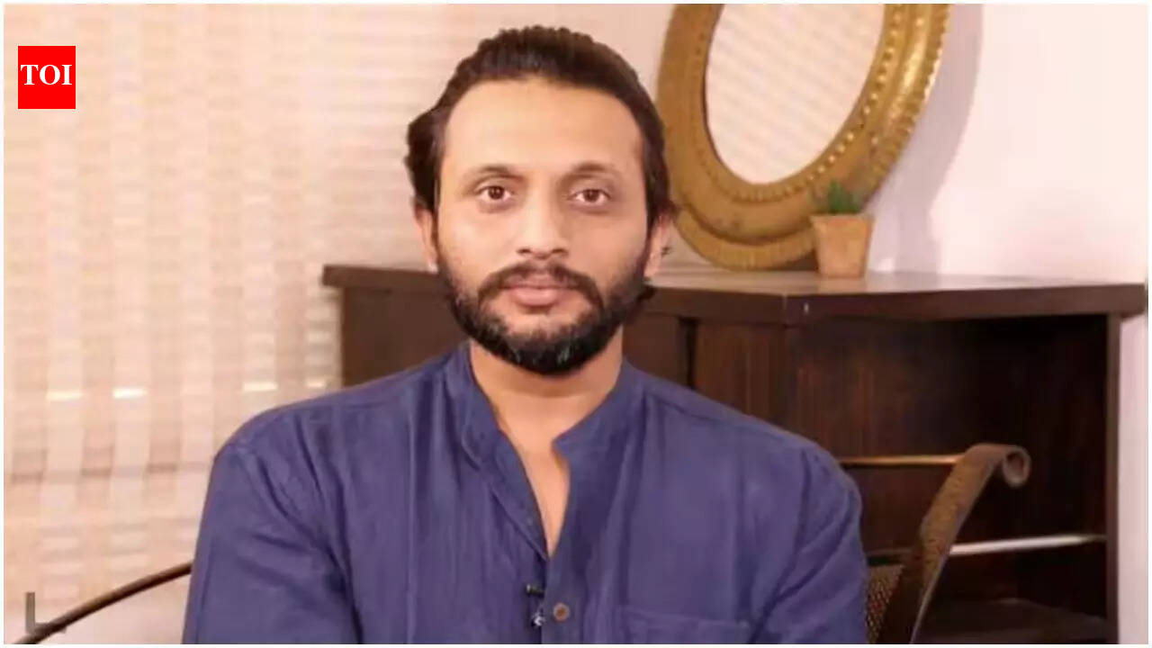 Zeeshan Ayyub calls it 'unfortunate' to see people reacting to 'anything'; says social media has given them 'unlimited power'
