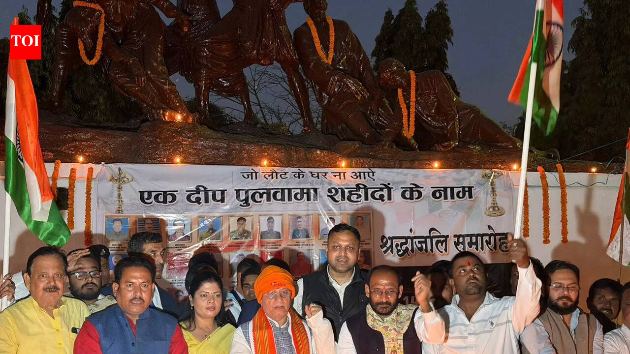 Tributes paid to 40 CRPF martyrs of Pulwama attack