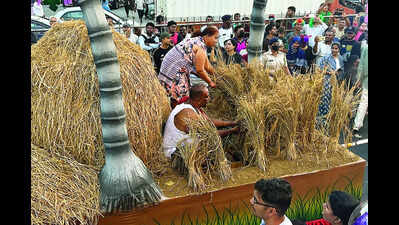 Carnival opens with grand show as state eyes sports tourism pie