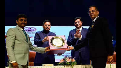 Bar, bench 2 wheels of judiciary’s golden chariot, says ex-CJI Gavai