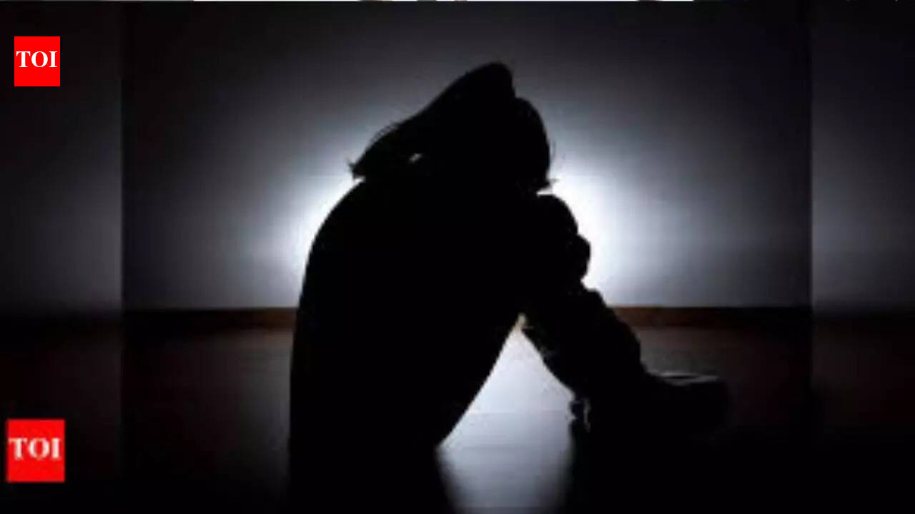 'Distressed and depressed': Class 9 girl attempts suicide after alleged teasing over short height by classmates in Ajmer