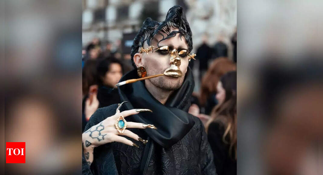 Give your face a glamurous twist with a facelet