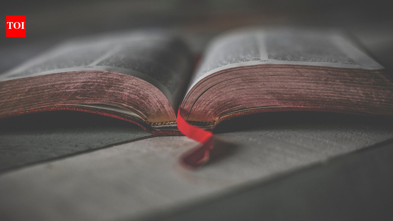 Bhagavad Gita shloka of the day to stop reacting and start observing