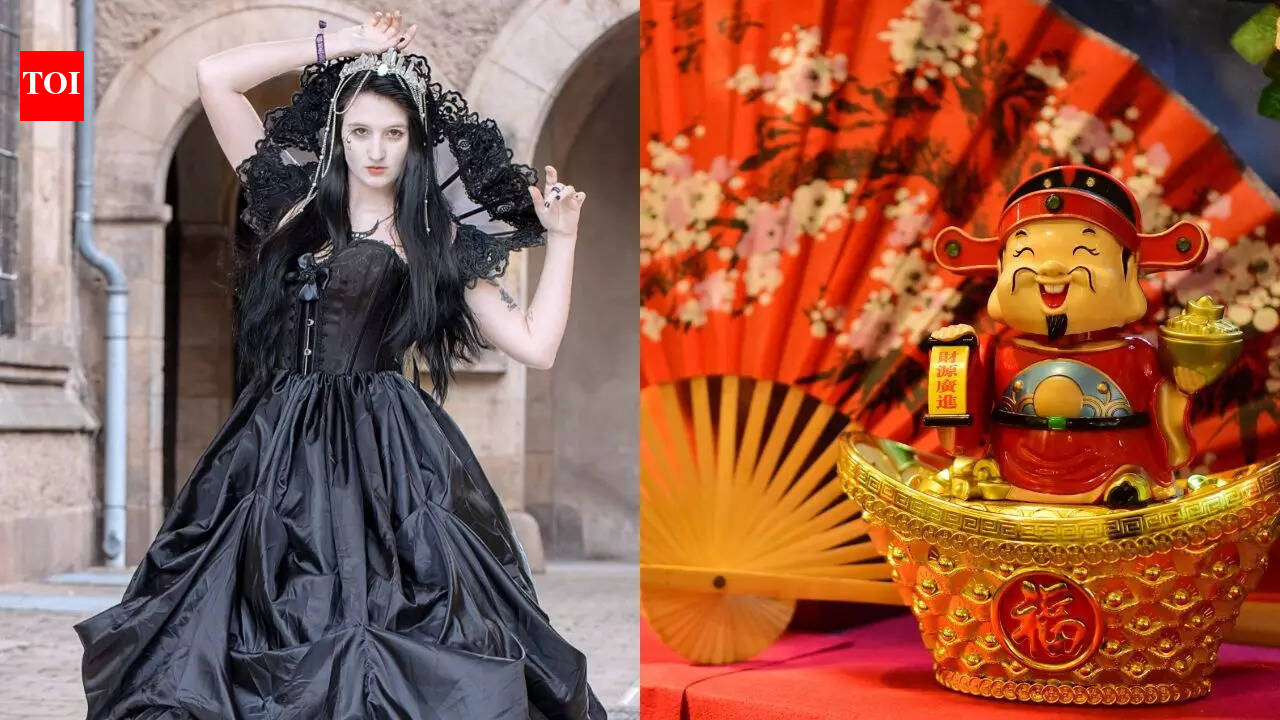 The curse of wearing black on Chinese New Year