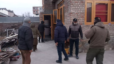 Security agencies freeze 8,000+ mule accounts in J&K; officials flag funds may be exploited for anti-national activities – The Times of India