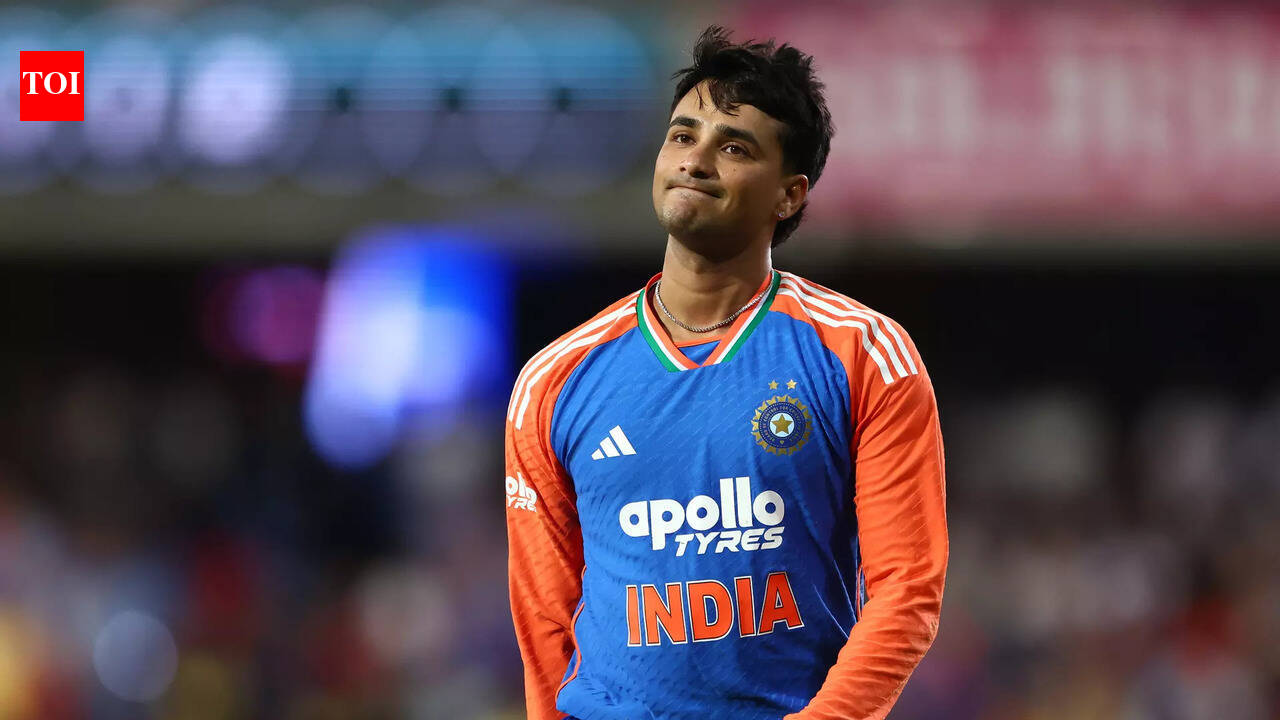 Salman Ali Agha stuns India! Abhishek Sharma falls for four-ball duck in first over vs Pakistan