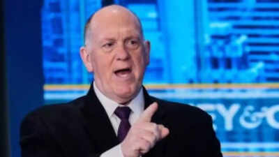  Tom Homan admits differences with Noem, asserts unity on immigration crackdown