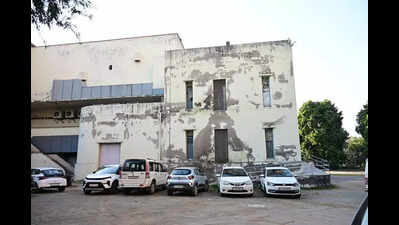 15cr for Shilpgram in state Budget, but ailing Ravindra Manch ignored