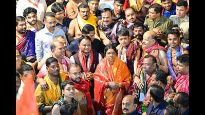 Servitors’ scuffle fails to stall Shivratri celebrations at Lingaraj Temple | Bhubaneswar News