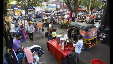 Hawkers oppose PMC’s blacklisting move, demand vending committee meeting