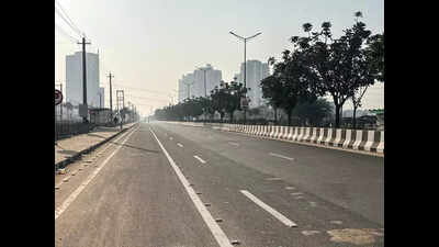 All cuts closed, commuters forced to jump over barriers to cross road