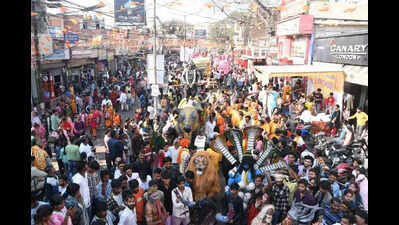 Mahashivratri vibes: ‘Bam Bam Bhole’ chants fill the air as city’s Shiv temples stay packed