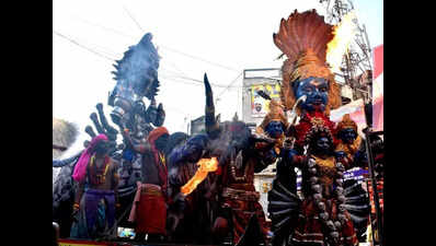‘Jalabhishek’ brings city’s Shiv temples alive on Mahashivratri